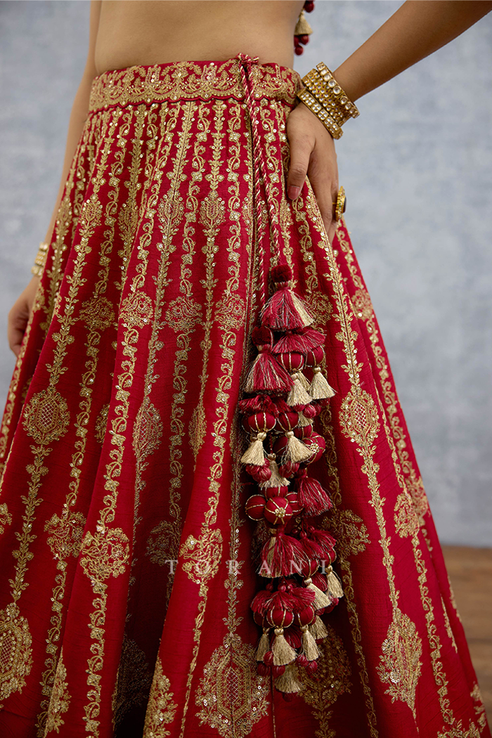 Lakshma Afifa Lehenga Set