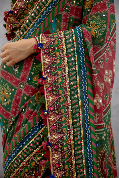 Surkhi Harit Ila Saree