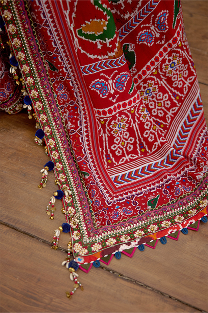 Niladri Chitrita Saree