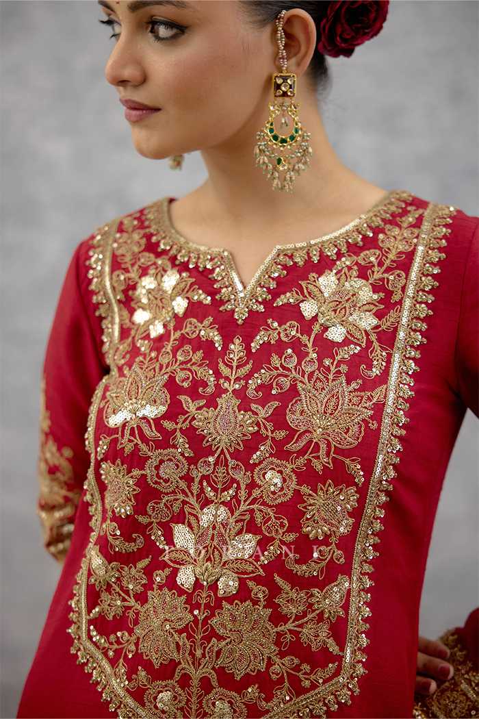 Lakshma Ayub Kurta Set