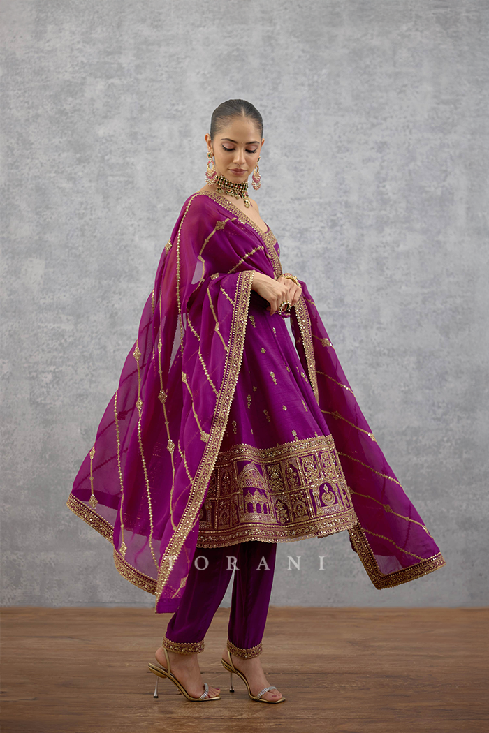 Ananta Aroosh Anarkali Set