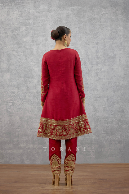 Lakshma Ayub Kurta Set
