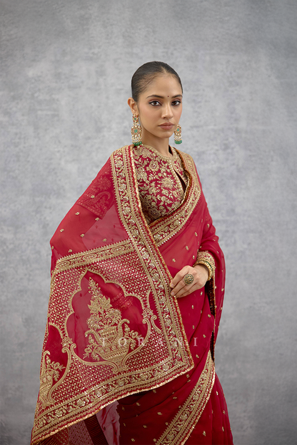 Lakshma Sajjel Saree