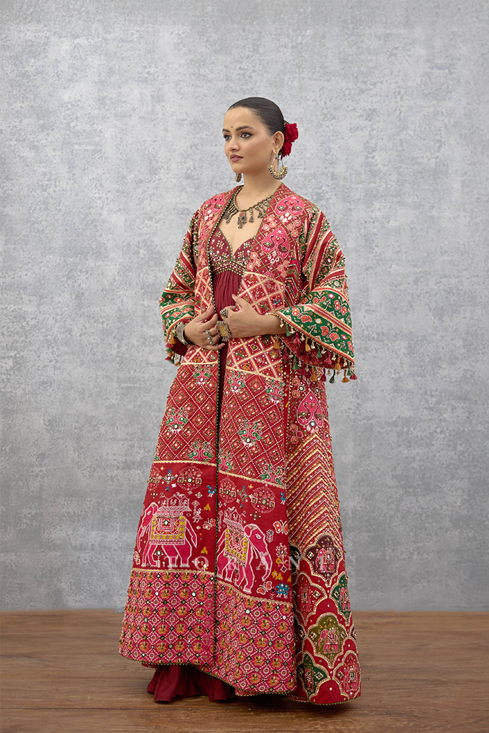 Surkhi Tarabi Cape