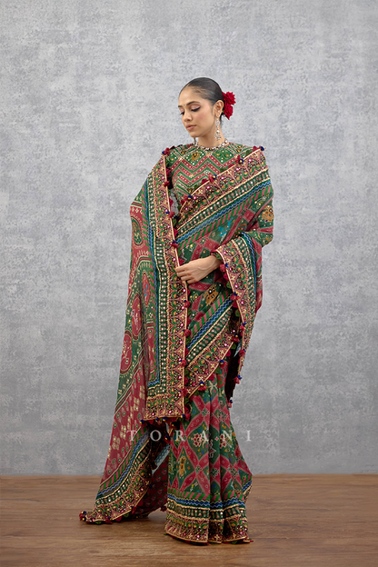 Surkhi Harit Ila Saree