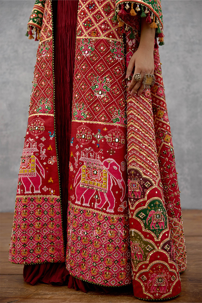 Surkhi Tarabi Cape
