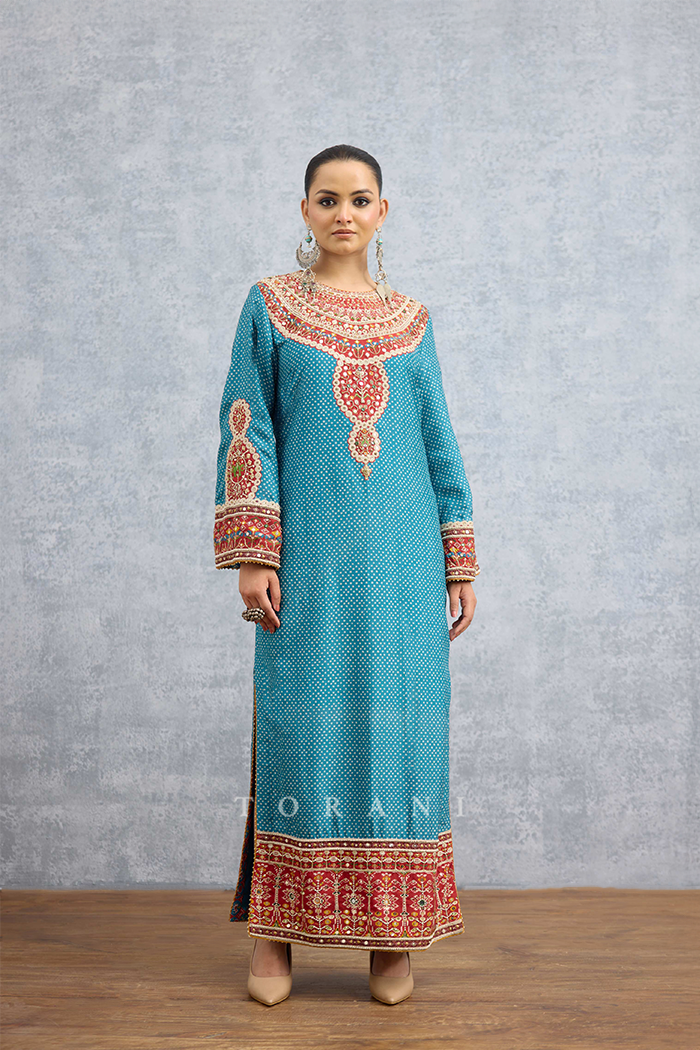 Varnaabha Rajuka Kaftan