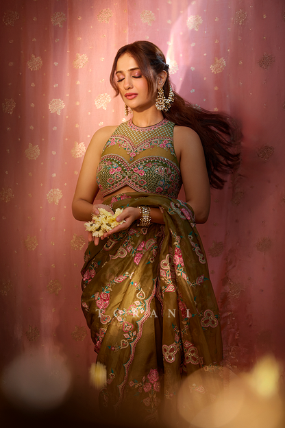 Kusha Kapila in our Dil Saaz Safiyya Saree Set