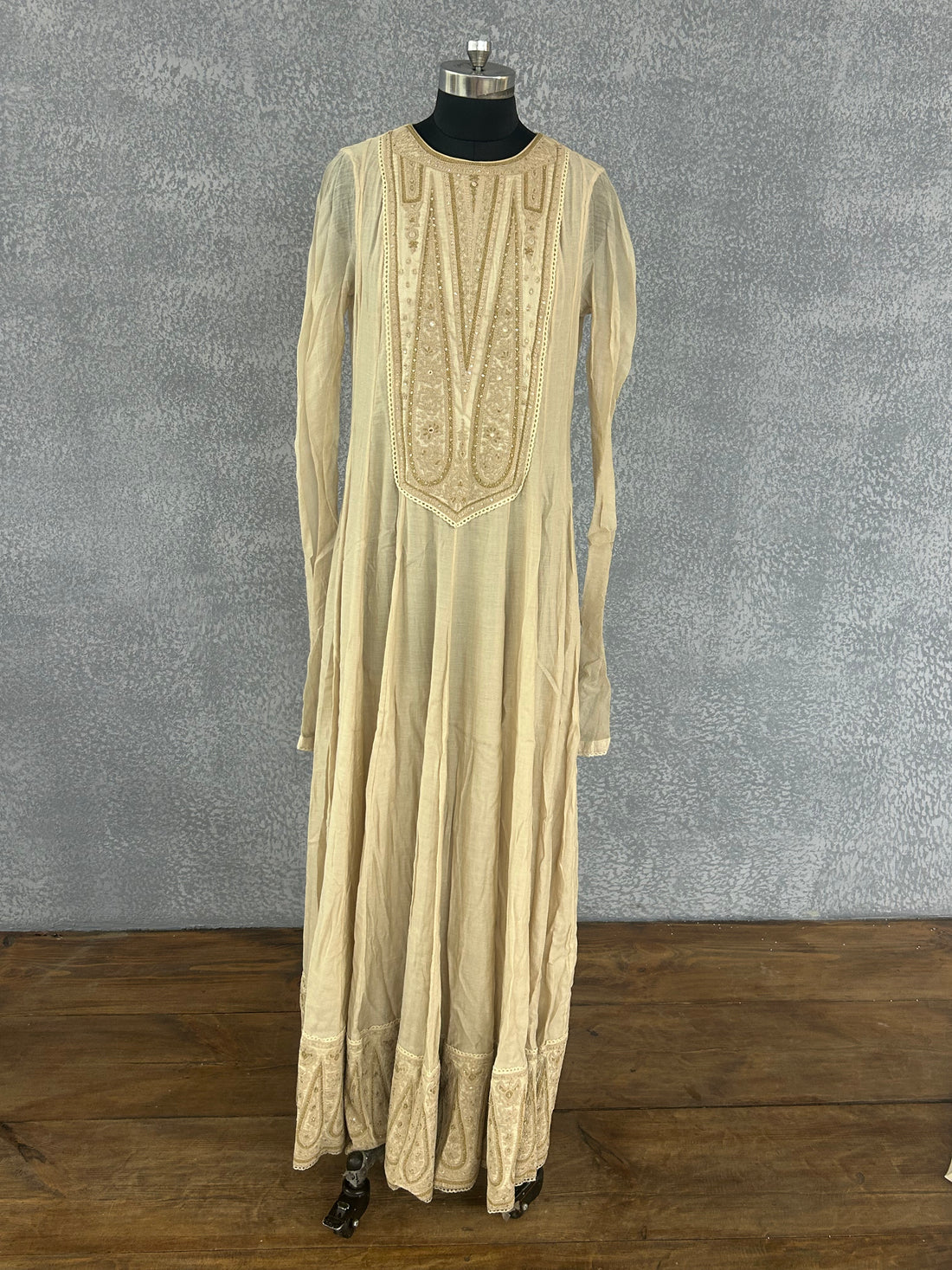 Sale- Kasturi Ameena Kurta Set