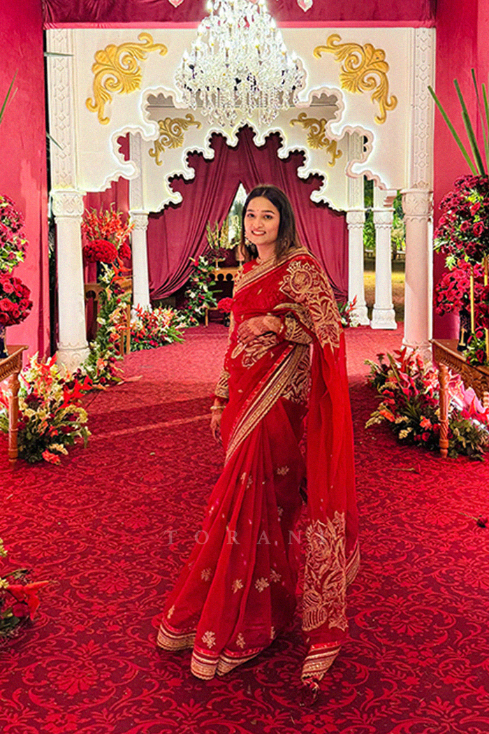 Shivani Karwa In Our Sindoori Taashi Ojasvi Saree Set