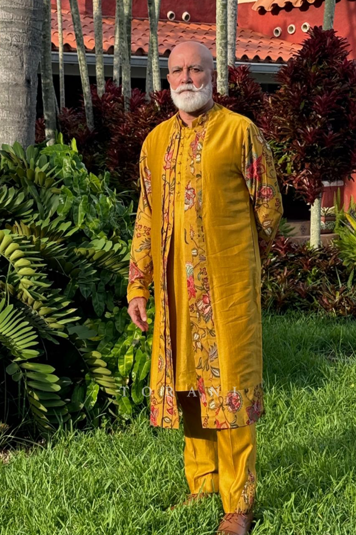 Miguel Seco In Our Sunehra Divit Kurta Set