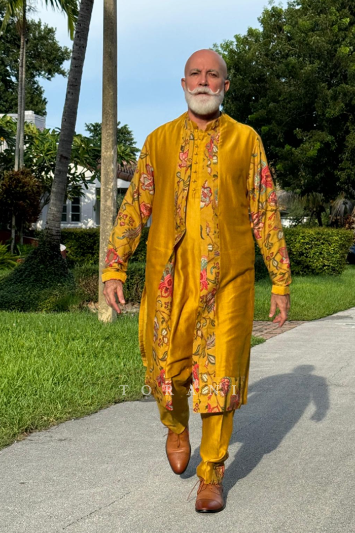 Miguel Seco In Our Sunehra Divit Kurta Set