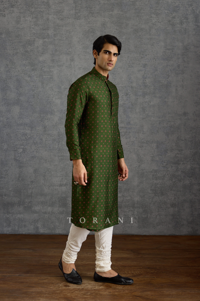 Harit Raktim Bandi Set