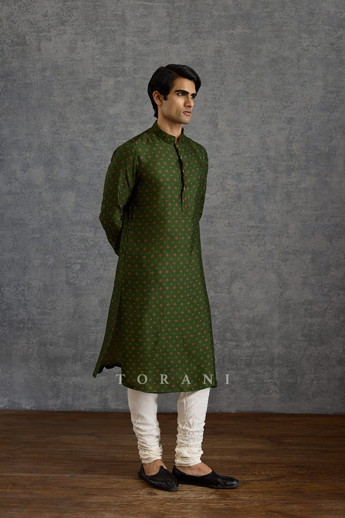 Harit Raktim Bandi Set