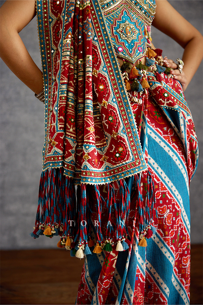 Varnaabha Chitranaksh Saree