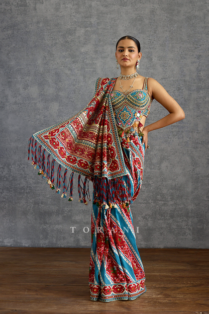Varnaabha Chitranaksh Saree