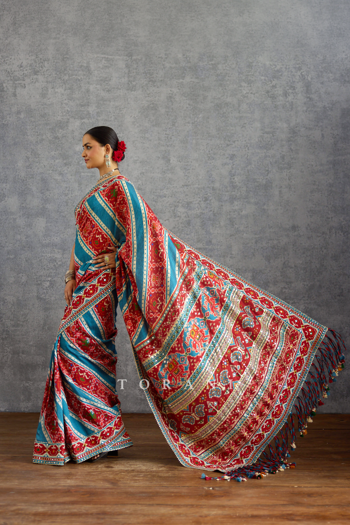 Varnaabha Chitranaksh Saree