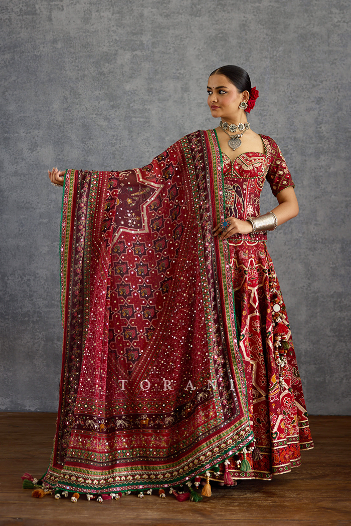 Surkhi Dhruvat Lehenga Set