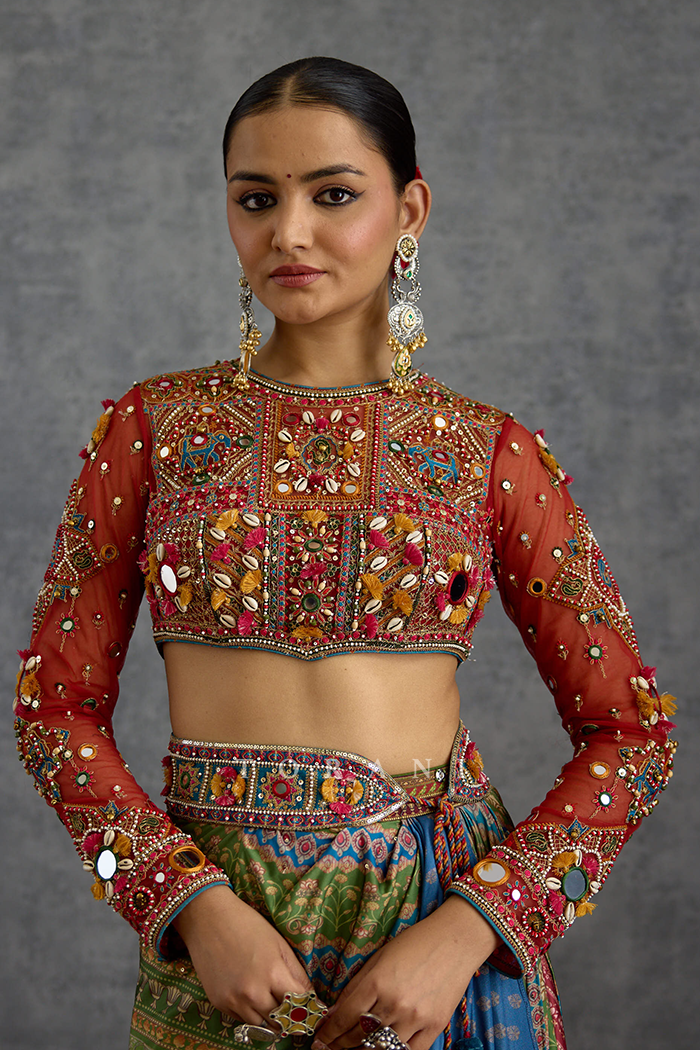 Surkhi Mehrbano Skirt Set