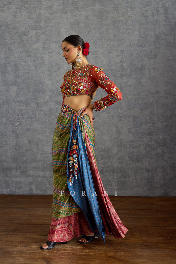 Surkhi Mehrbano Skirt Set