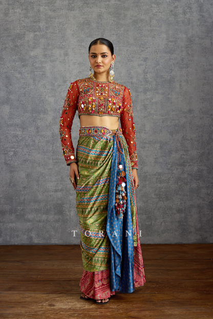 Surkhi Mehrbano Skirt Set