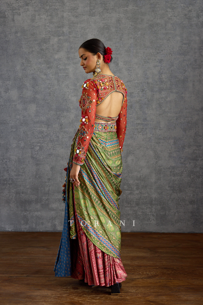 Surkhi Mehrbano Skirt Set
