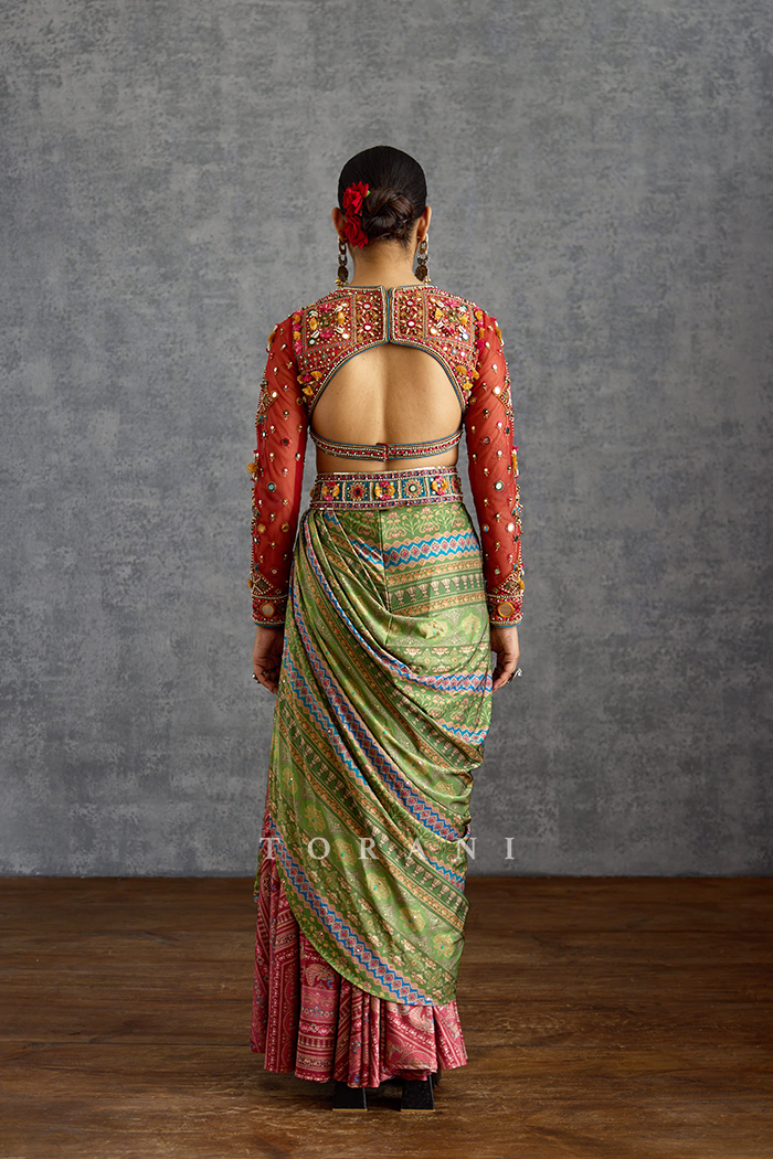 Surkhi Mehrbano Skirt Set
