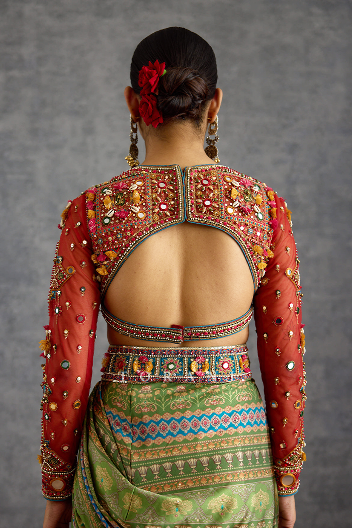 Surkhi Mehrbano Skirt Set