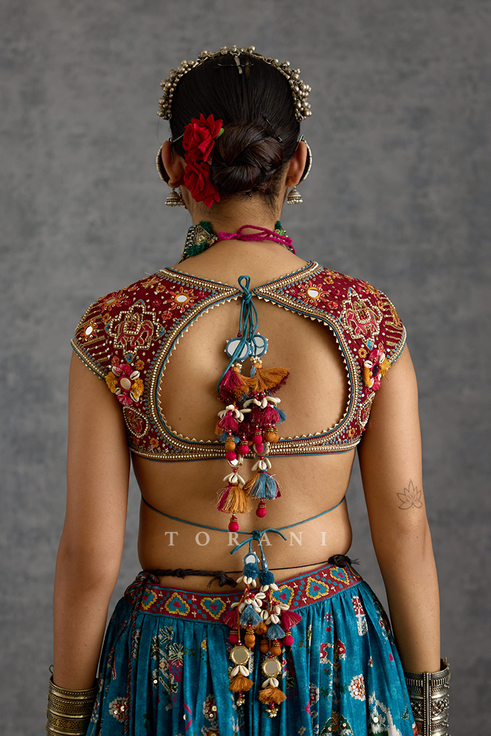Varnaabha Unnat lehenga Set