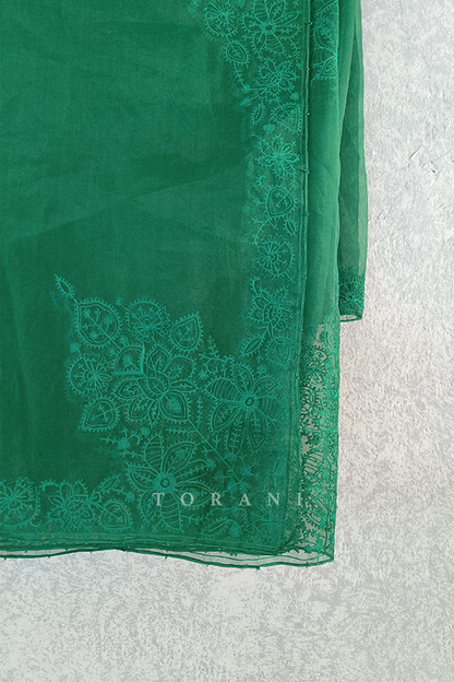 Sale- Sabz Aadrita odhni