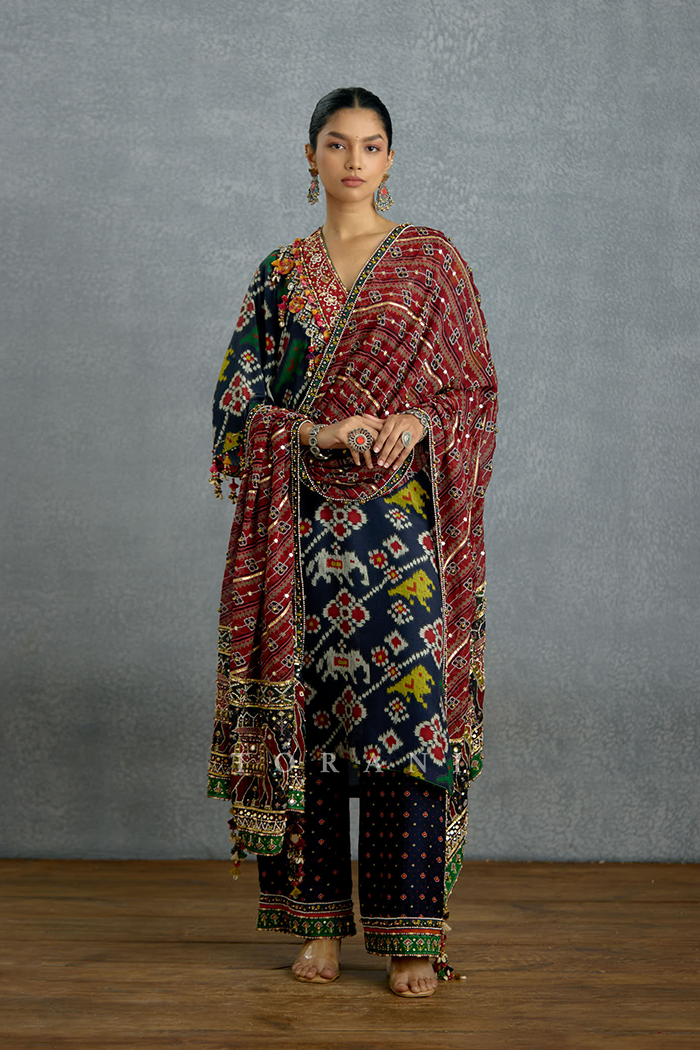 Virasa Patola Kurta Set