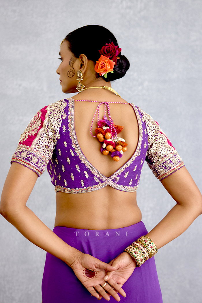 Banafsha Irfa Blouse