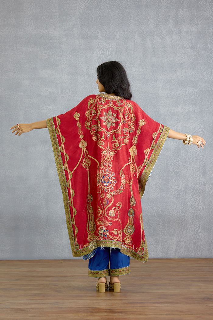 Zehra Neelat Kausar Kaftan Set