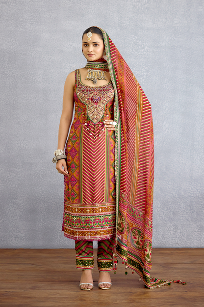 Rangili Sahithi Kurta Set