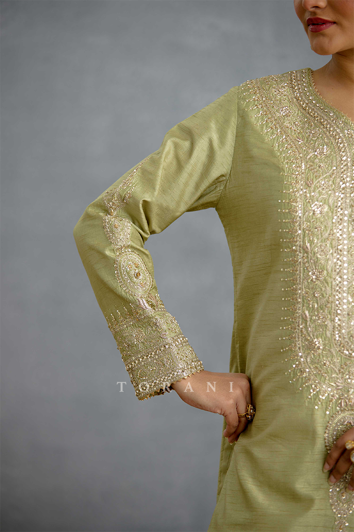 Pusta Noor Kurta Skirt Set