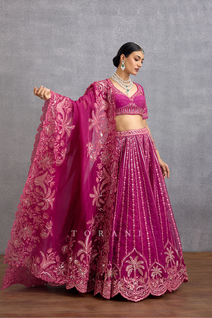 Padmaraga Wrija Odhni