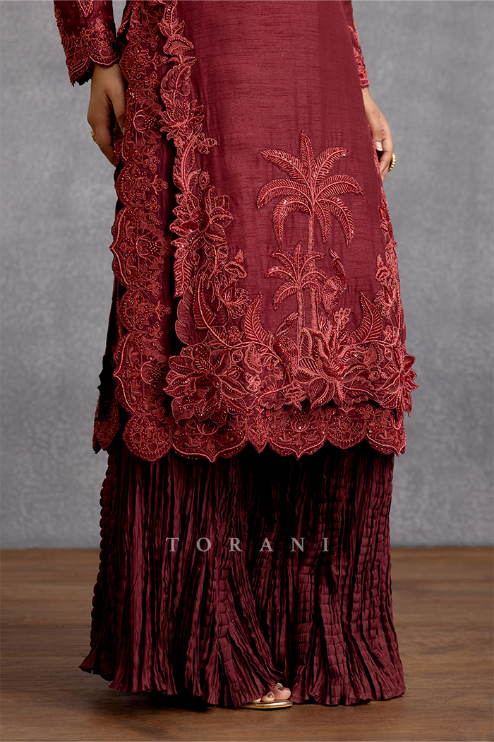 Laalima Aanya Kurta Set