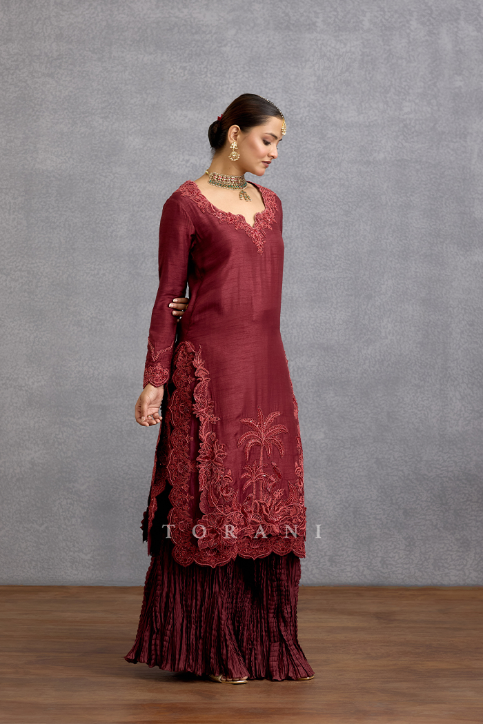 Laalima Aanya Kurta Set