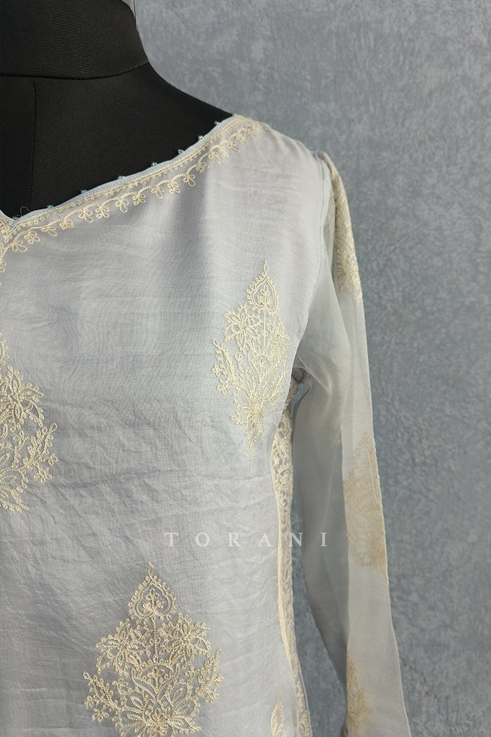 Sale - Aasma Aadrita Kurta and Pants