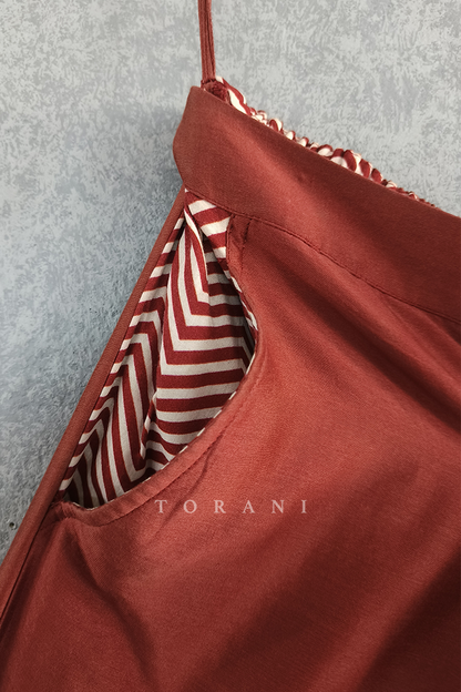 Sale-Ghermez Isha Pants