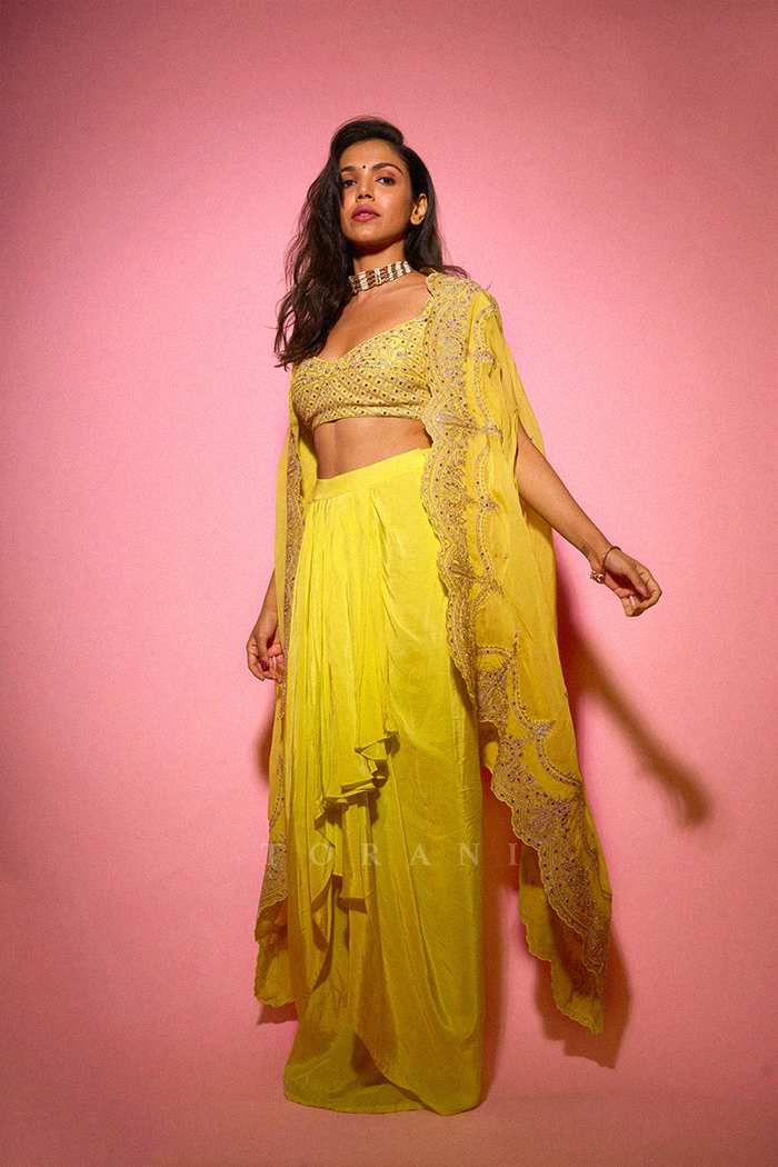 Shriya Pilgaonkar In Our Gul-Mina Zuri Cape Set