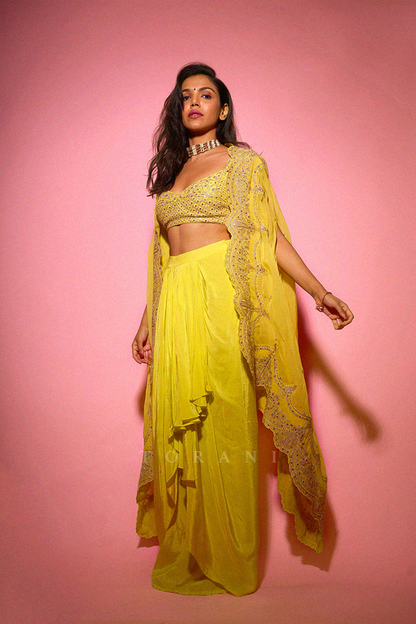 Shriya Pilgaonkar In Our Gul-Mina Zuri Cape Set