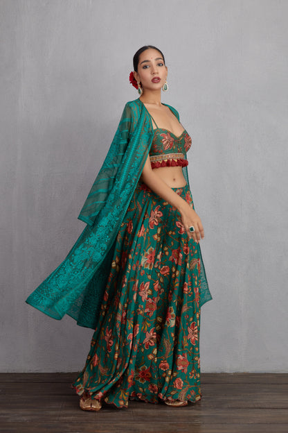 Sheesham Paavni Cape Set