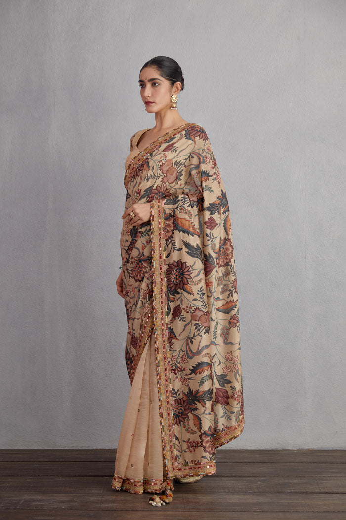 Chandan Sheesha Revathi Saree