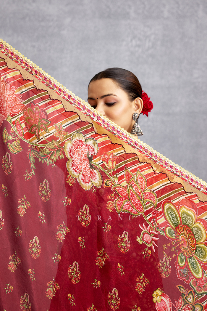 Laalima Tanuja Odhni