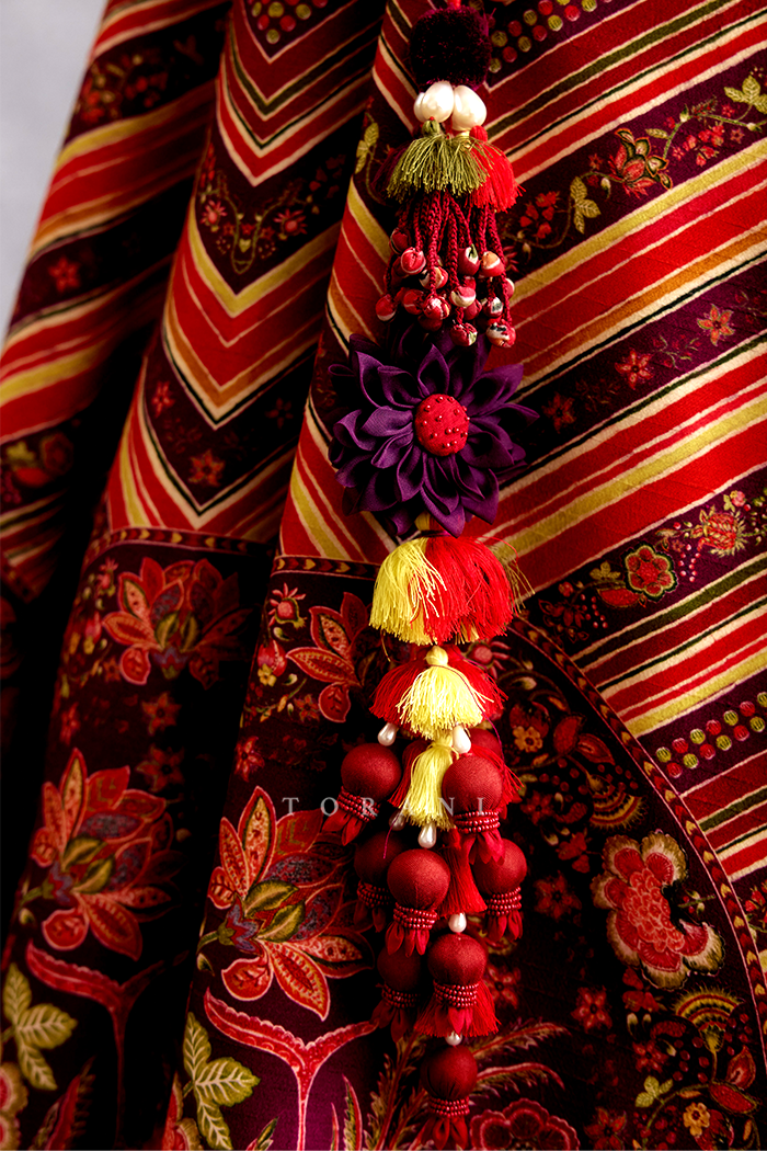 Laalima Raasya Abhisarika Lehenga Set