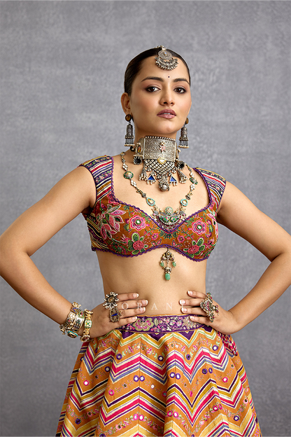 Komudika Abhisarika Lehenga Set
