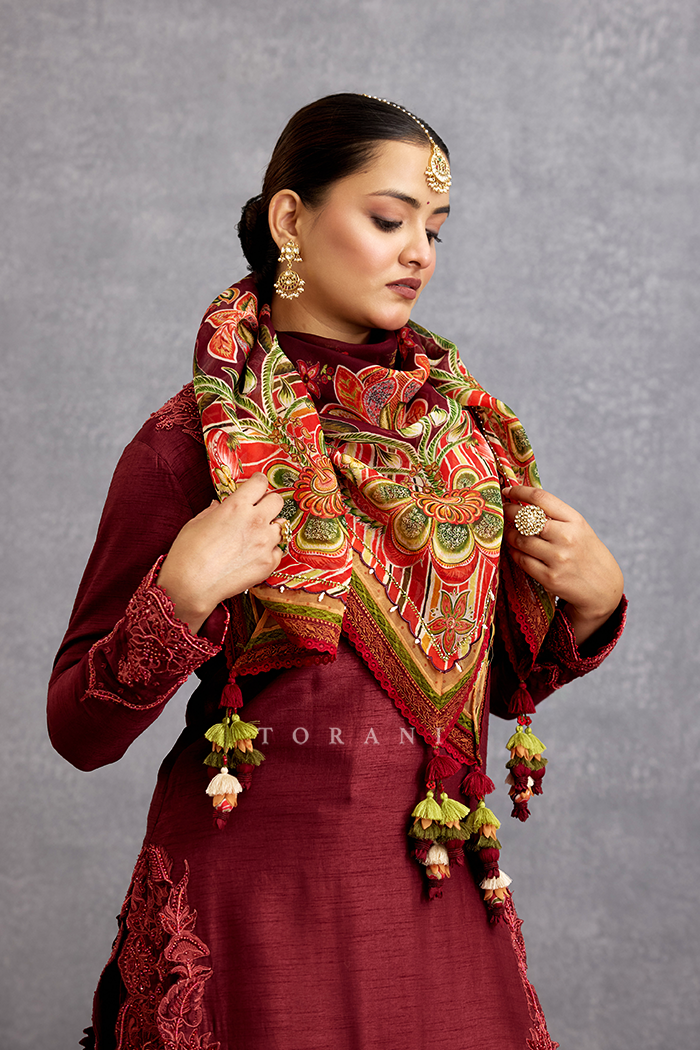 Laalima Phulera Scarf