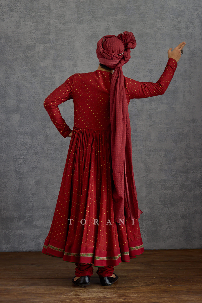 Surkhi Mastan Sherwani Set