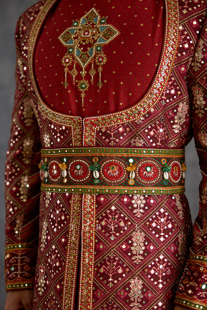 Surkhi Mastan Sherwani Set
